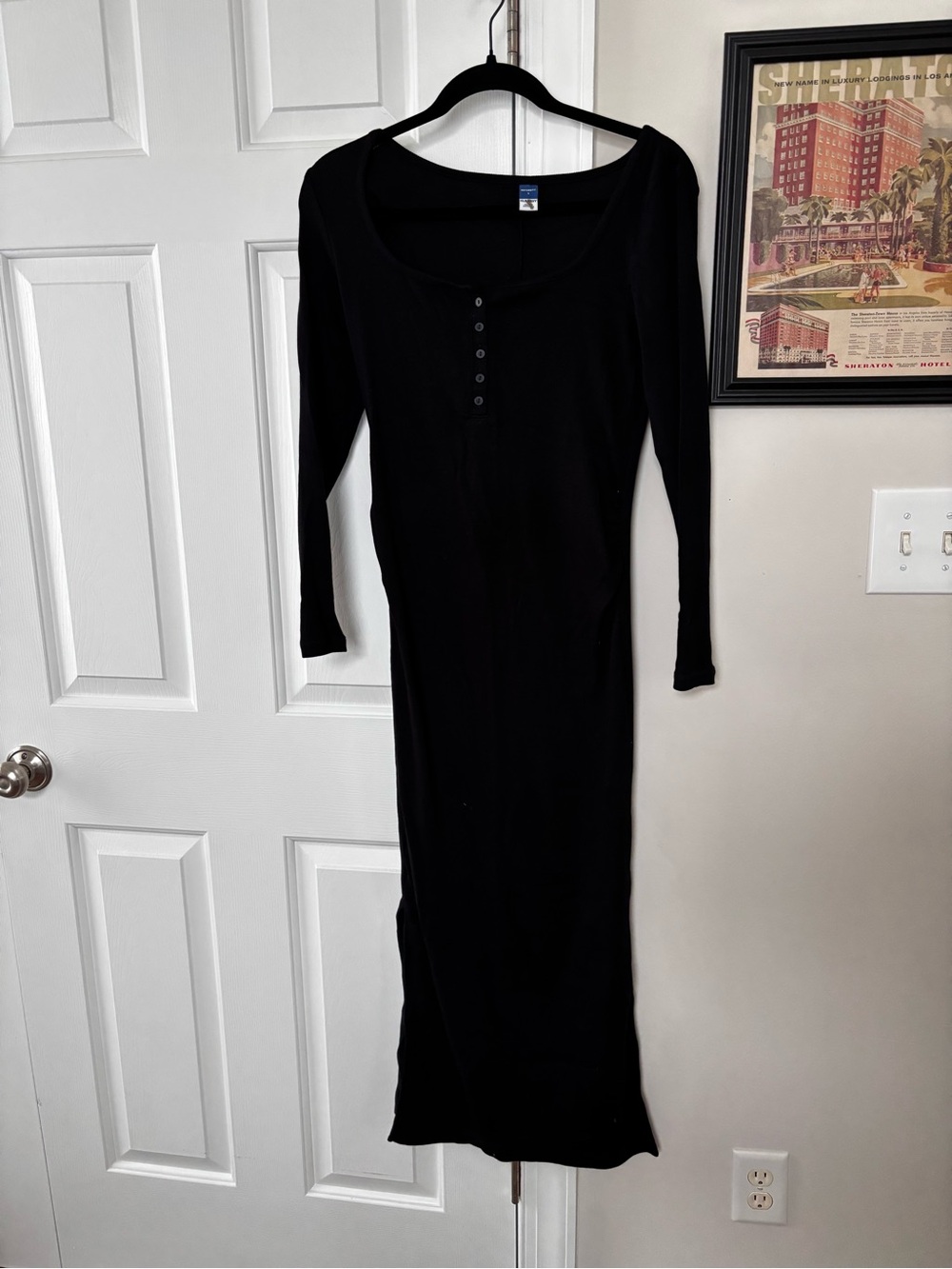 Old Navy MATERNITY Black Long-Sleeve Maxi Henley Dress